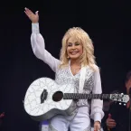 Dolly Parton pode virar o número 1 do Reino Unido pela primeira vez após sua morte