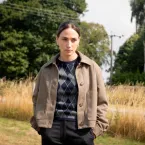 Detetive Thea Ramsden revela que � filha de lenda das novelas em Emmerdale