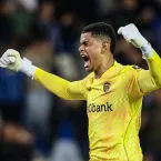 Liverpool contrata goleiro de £30 milhões no último dia da janela