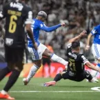 Deyverson celebra Atlético sobre Cruzeiro: "Maior de Minas"