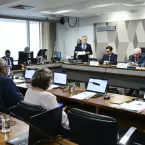 Sindicatos prometem pressionar Senado para votar 6x1 antes da eleição