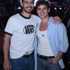 Jovem na novela Globo luta contra homofobia e conquista o público