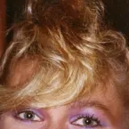 Xuxa ironiza tend�ncia de IA ao postar fotos antigas e viraliza