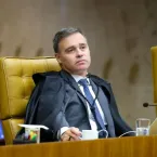 Justiça pede pausa em julgamento sobre Moraes