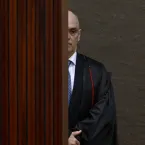 Ex-prefeito Eduardo Paes abre m�o de heran�a milion�ria durante bloqueio judicial e filhos recebem R$ 13 mi