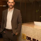 Neurocirurgi�o ensina 5 passos para m�dicos gerirem cl�nicas lucrativas sem depender s� de agenda lotada