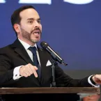 Latino-americanos copiam Trump e endurecem rigorosa política de imigração