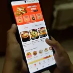 Sites de dopamina: a emoção de comprar sem comprar