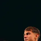 Jovem Valencia sofre no banco e tem evolução questionada no Flamengo