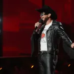 Adam Lambert surpreende tributo póstumo a George Michael em premiação
