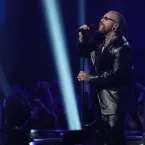 Adam Lambert surpreende tributo póstumo a George Michael em premiação