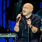 Phil Collins revela que achou estar morrendo e chamou os filhos para despedida