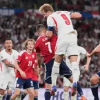 Seleção Ingresa impressiona com futebol ofensivo e goleia Tchéquia