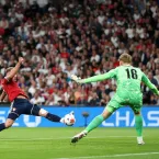Seleção Ingresa impressiona com futebol ofensivo e goleia Tchéquia