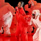 Rihanna revela ter 170 m�sicas gravadas e sem lan�ar: confira a verdade