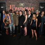 Tommy Lee Jones surge sorridente em evento ap�s luto