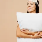 Descubra 6 chás naturais que ajudam a dormir sem remédios