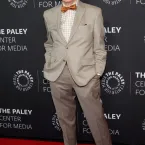 Bob Mackie morre ap�s queda causar traumatismo craniano, revela certificado