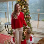 Hilary Swank, aos 52 anos, divulga gravidez do terceiro filho