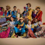 Claudia Ohana brilha em musical de festas juninas inspirado em Shakespeare