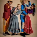 Claudia Ohana brilha em musical de festas juninas inspirado em Shakespeare