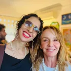 Atriz de Emily em Paris revela admira��o profunda por Marisa Monte