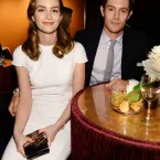 Adam Brody se arrepende de como pediu Leighton Meester em casamento