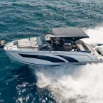 Lancha feita no Brasil estreia em feira de barcos nos EUA