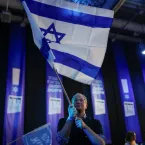 Pesquisas de boca de urna mostram impasse e rev�s para Netanyahu