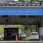 Fl�vio Bolsonaro foge do Brasil ap�s derrota e ordem do STF
