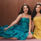 Selena Gomez chama Demi Lovato para estrelar campanha de maquiagem