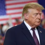 Trump fala com Lula e critica eleição, mas não reconhece Flávio Bolsonaro