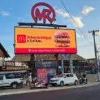 Automação transforma mídia exterior em canal digital com painéis inteligentes