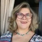 Livro ajuda mães a entenderem melhor filhos autistas