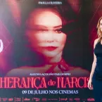 Paolla Oliveira participa da pr�-estreia de seu filme 'Heran�a de Narcisa' em S�o Paulo