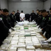 Pol�cia apreende 450 quilos de coca�na e 300 quilos de maconha em S�o Paulo