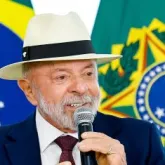 Lula deve abrir campanha com maratona de participa��es em podcasts