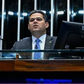 Alcolumbre promulga lei da dosimetria, que beneficia condenados do 8 de janeiro