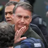 Defesa de Bolsonaro pede ao STF anula��o de condena��o por trama golpista