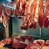 Uni�o Europeia suspende compra de carne brasileira e governo Lula reage com surpresa