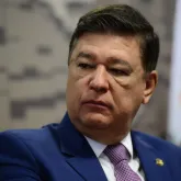 Viana diz que vazamento de conversas entre Fl�vio e Vorcaro � 'jogo pol�tico'