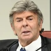 Ministro do STF quer reduzir poder do foro privilegiado