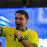 Pesquisa Interna do PL pode definir futuro da campanha de Fl�vio Bolsonaro