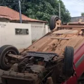 Motorista passa mal, perde o controle e capota o carro em Mato Grosso