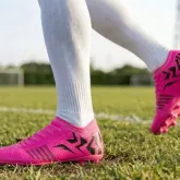 Por que as chuteiras rosa est�o virando febre na Copa do Mundo