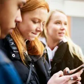 Proibi��o de redes sociais no Reino Unido: como funcionar�?