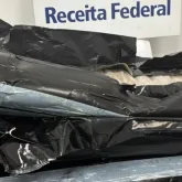 Mulher � presa com 16 kg de ecstasy no aeroporto de Salvador