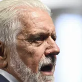 Press�o aumenta para Jaques Wagner deixar lideran�a do PT