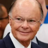 Pol�cia Federal bloqueia R$ 670 milh�es do banco de Edir Macedo