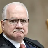 Fachin define que Mendon�a, e n�o Moraes, cuidar� do caso do filme 'Dark Horse' no STF